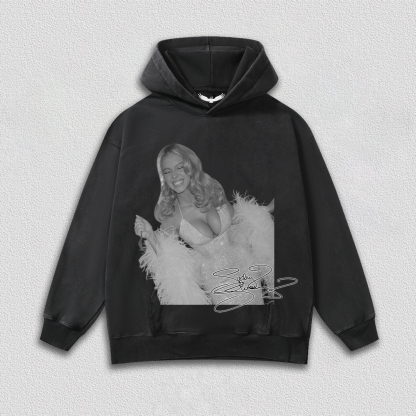 Sydney Sweeney 2025-12-4