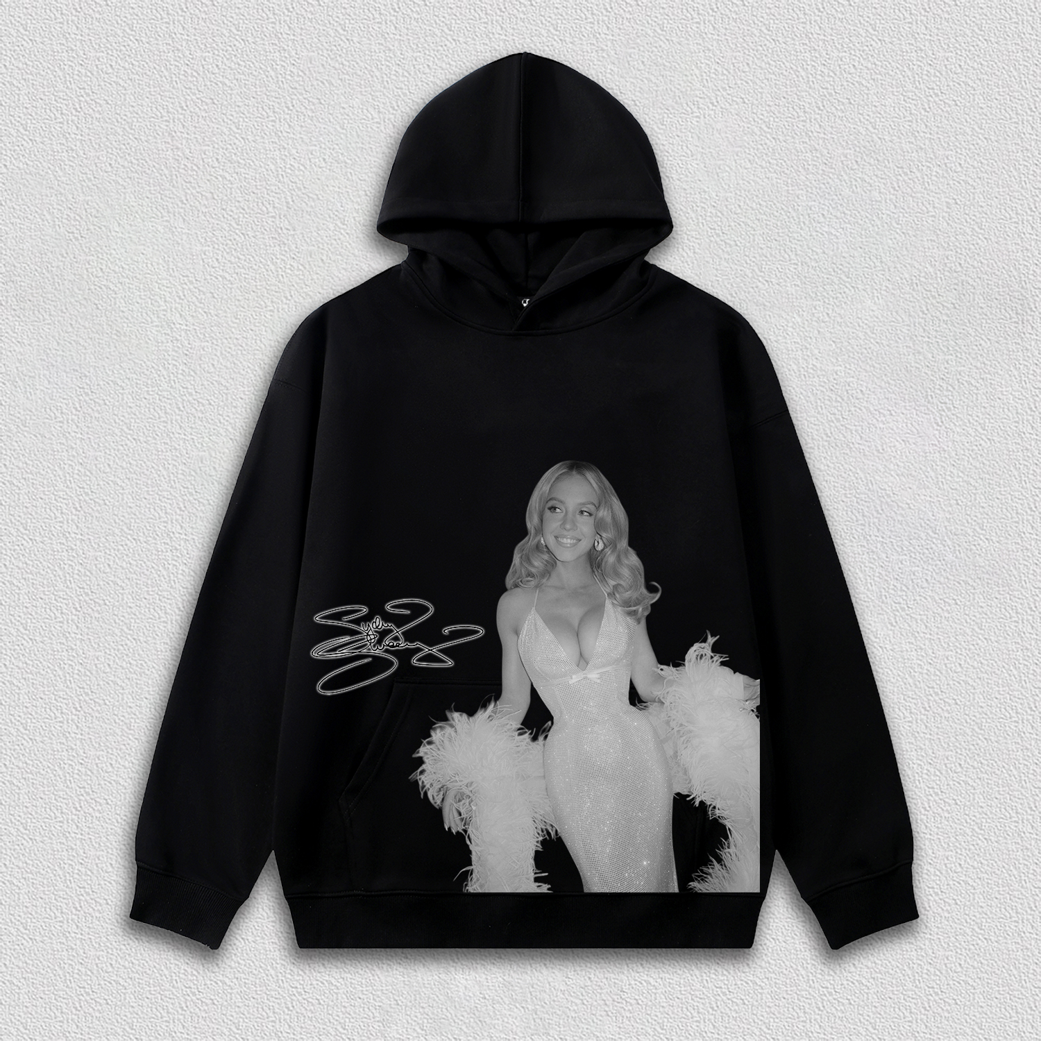 Sydney Sweeney 2025-12-7