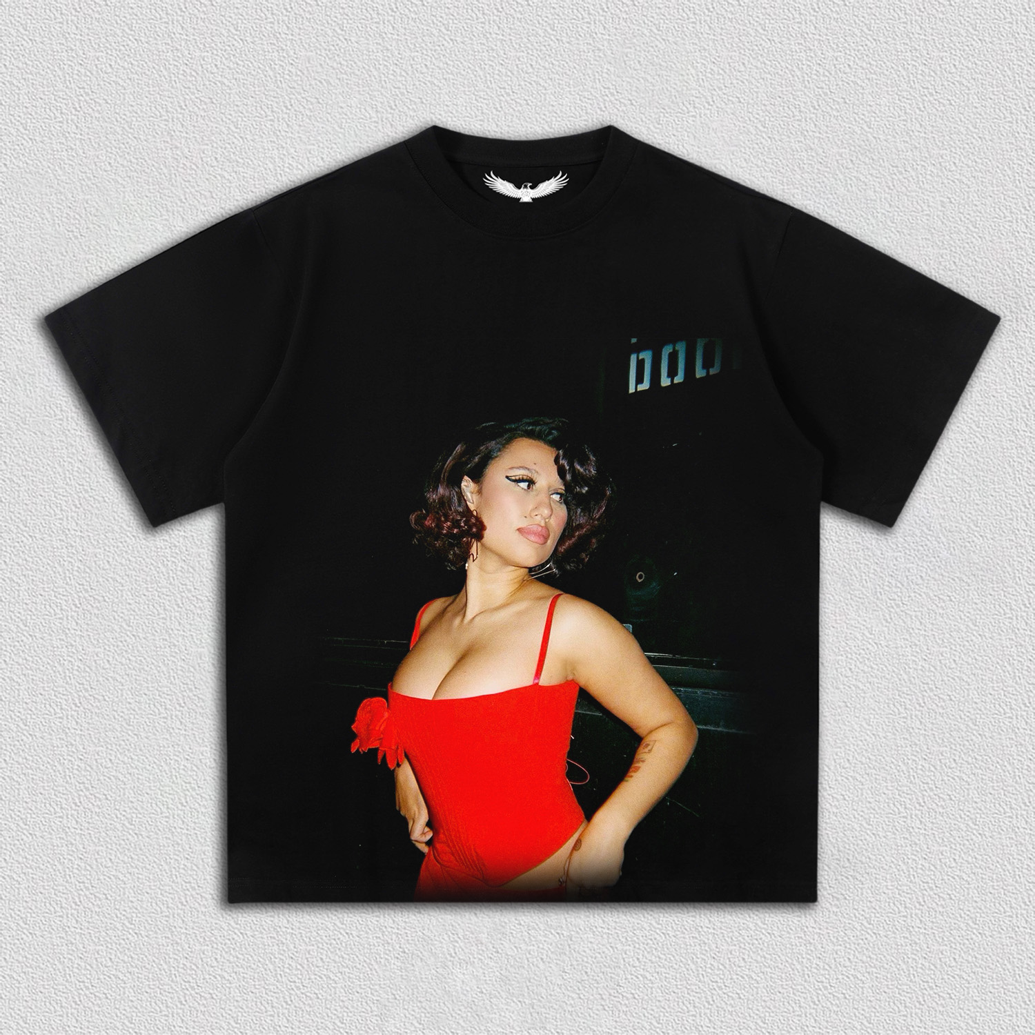Raye tee