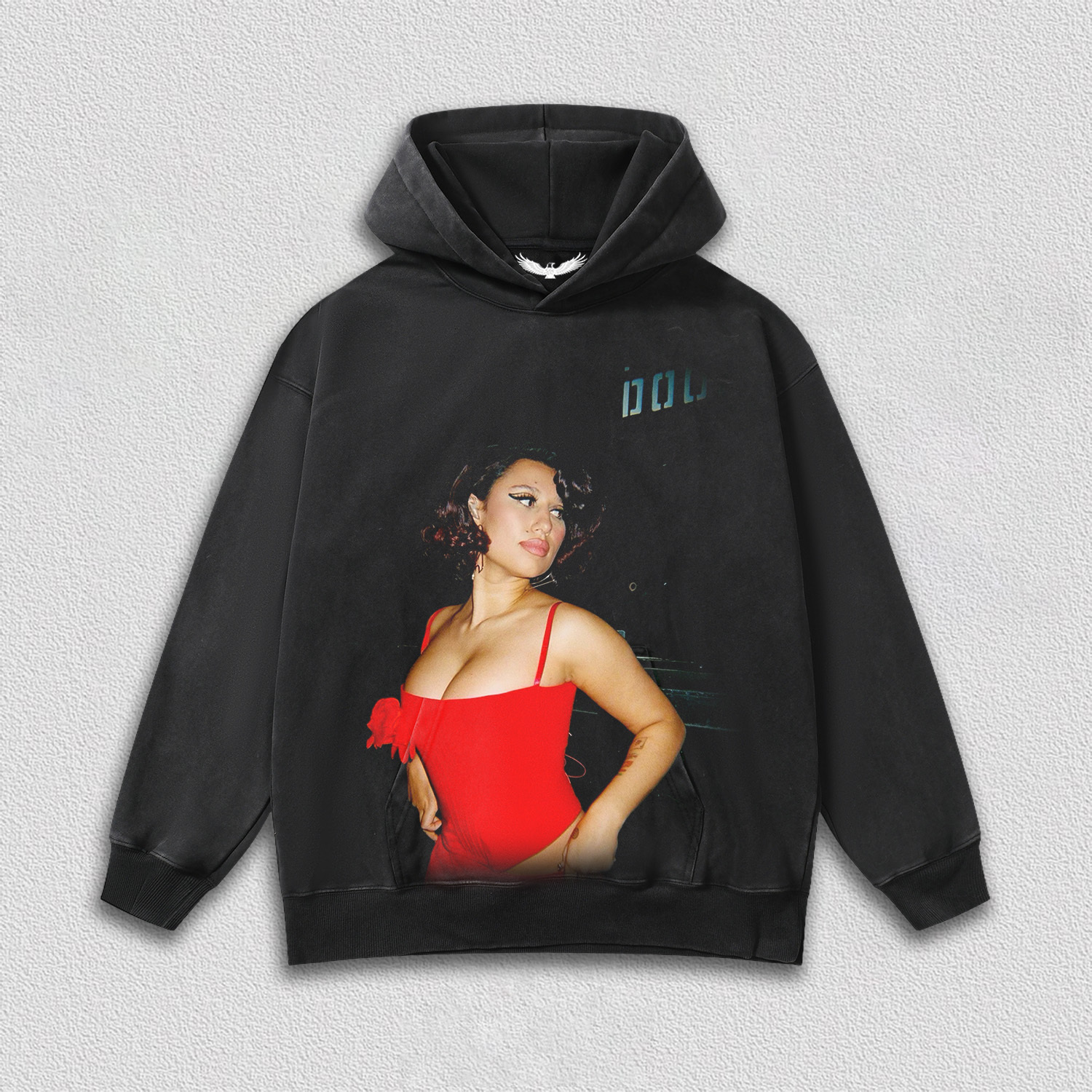 Raye tee