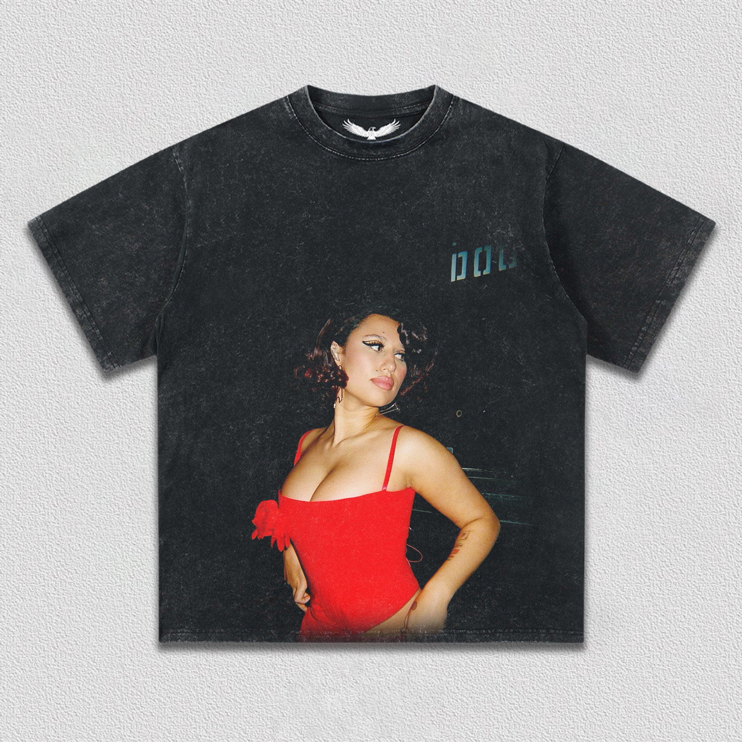 Raye tee