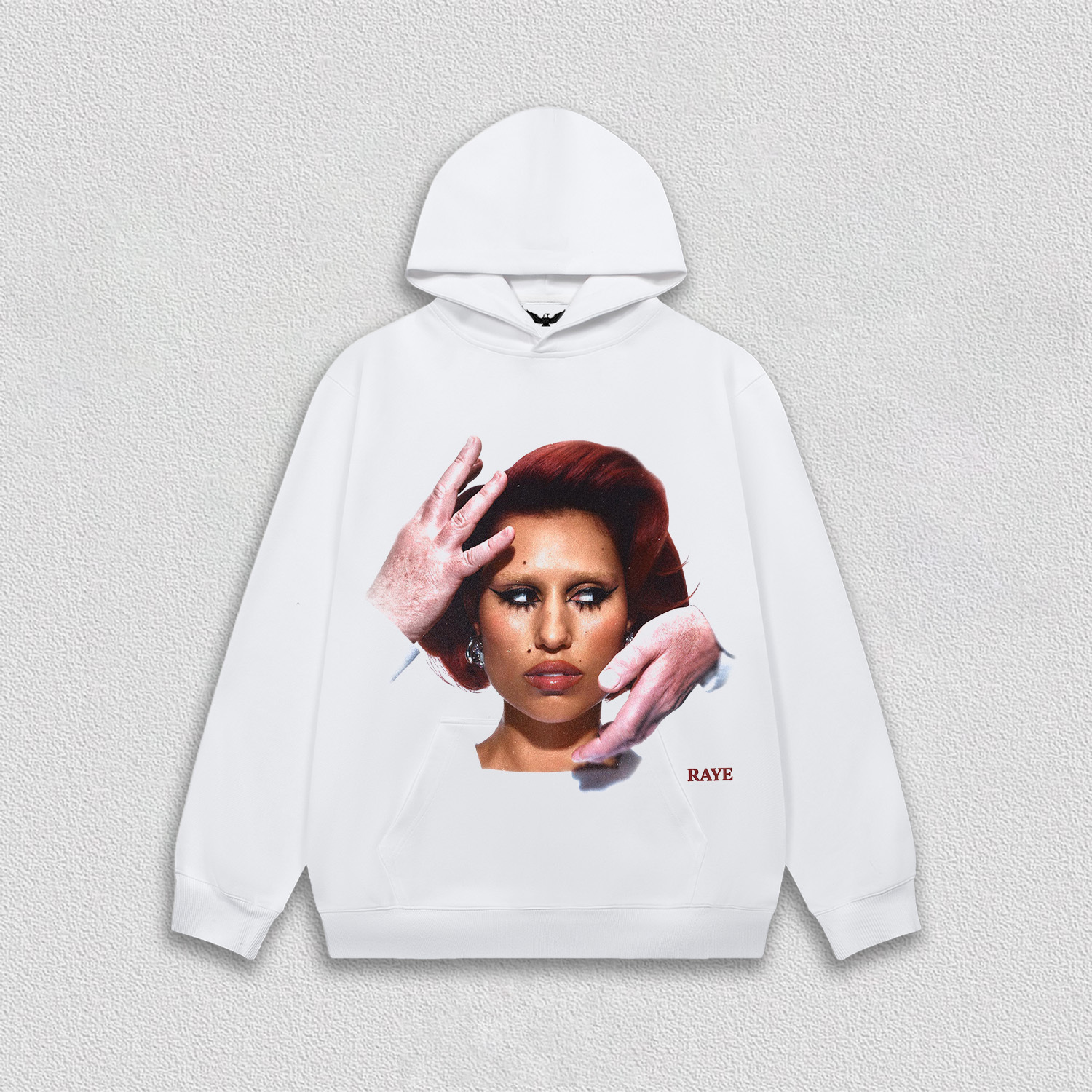 Raye tee