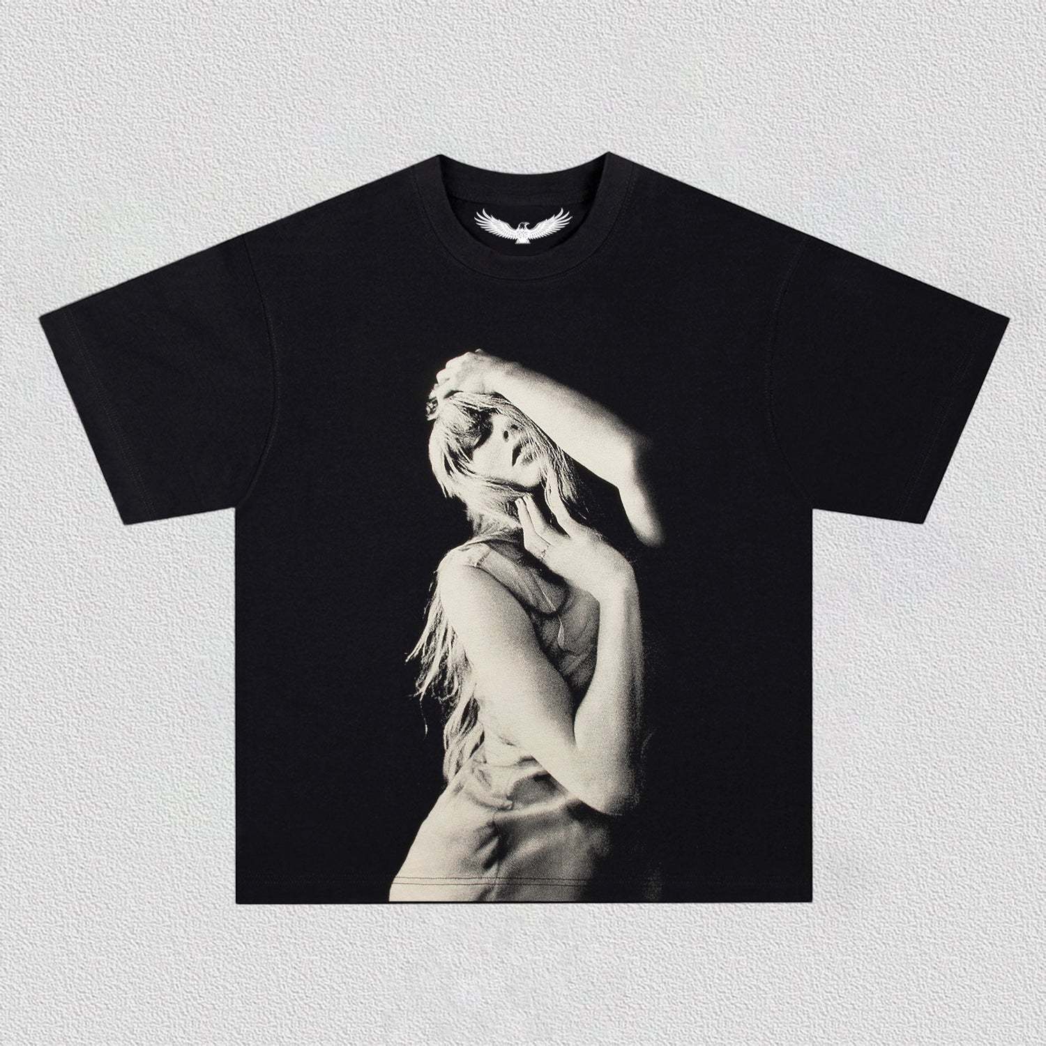TAYLOR SWIFT TEE 2