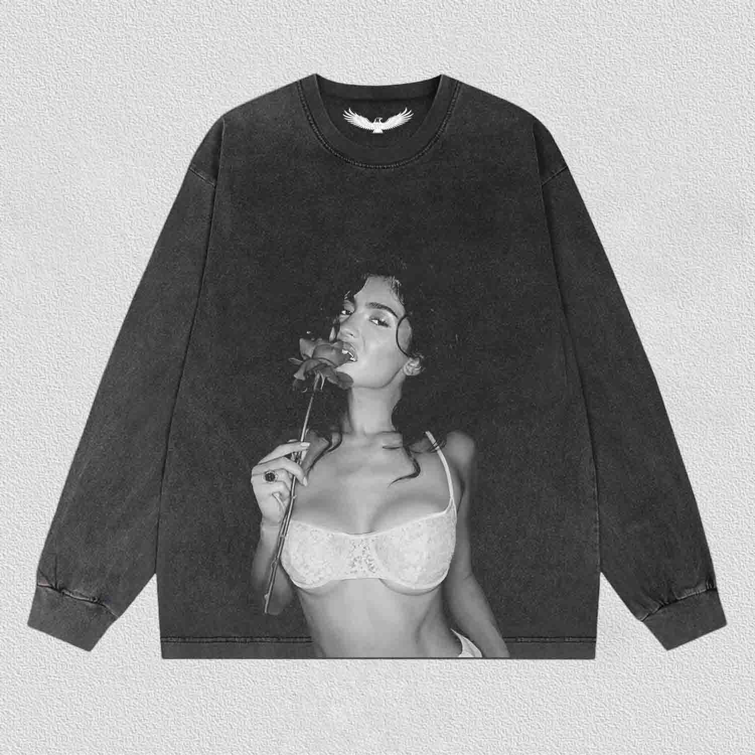 KYLIE JENNER TEE 3