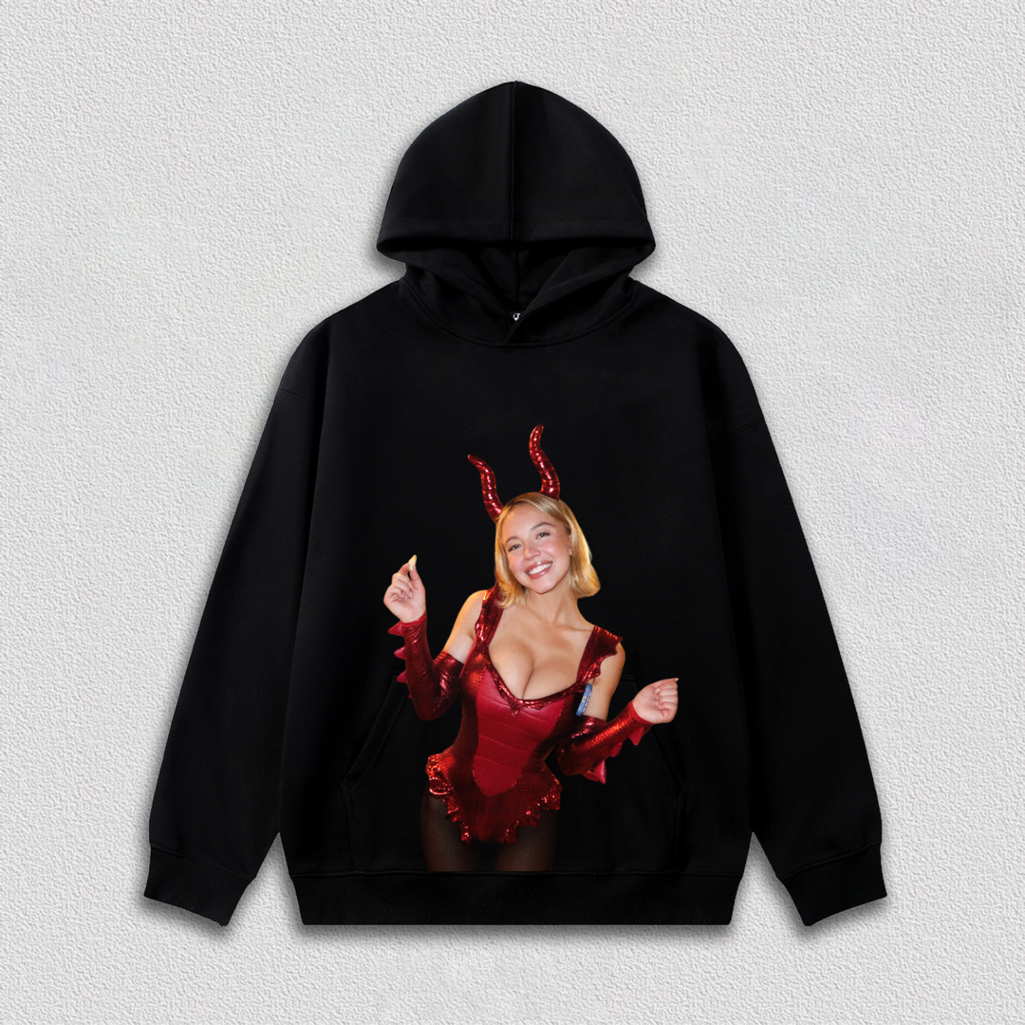Sydney Sweeney TEE