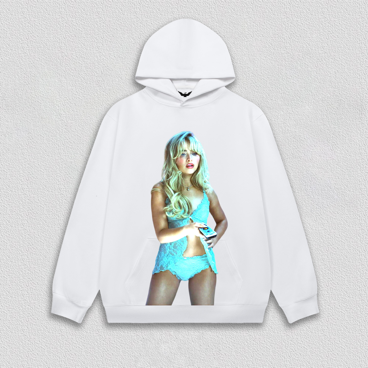 Sabrina Carpenter tee 3.16