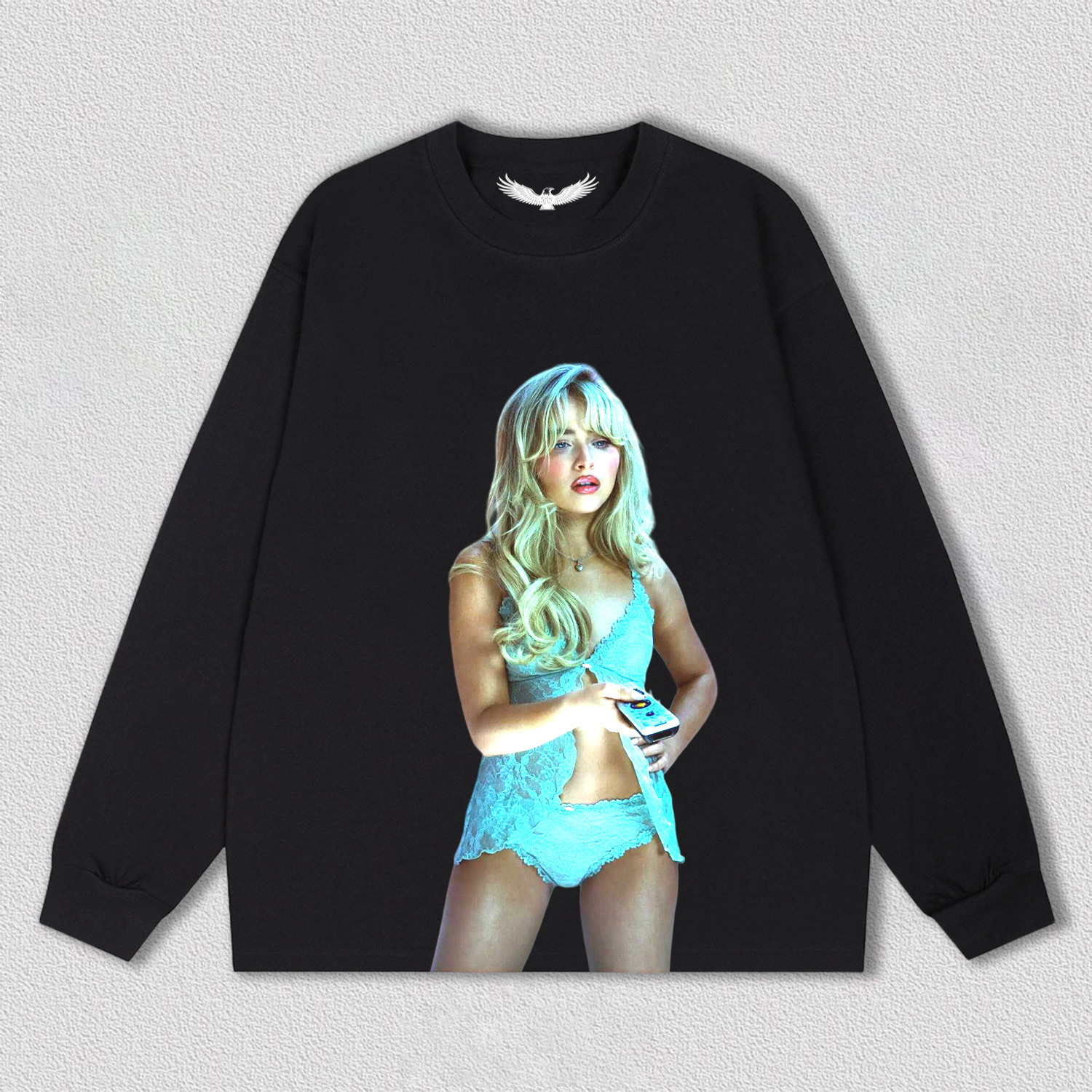 Sabrina Carpenter tee 3.16