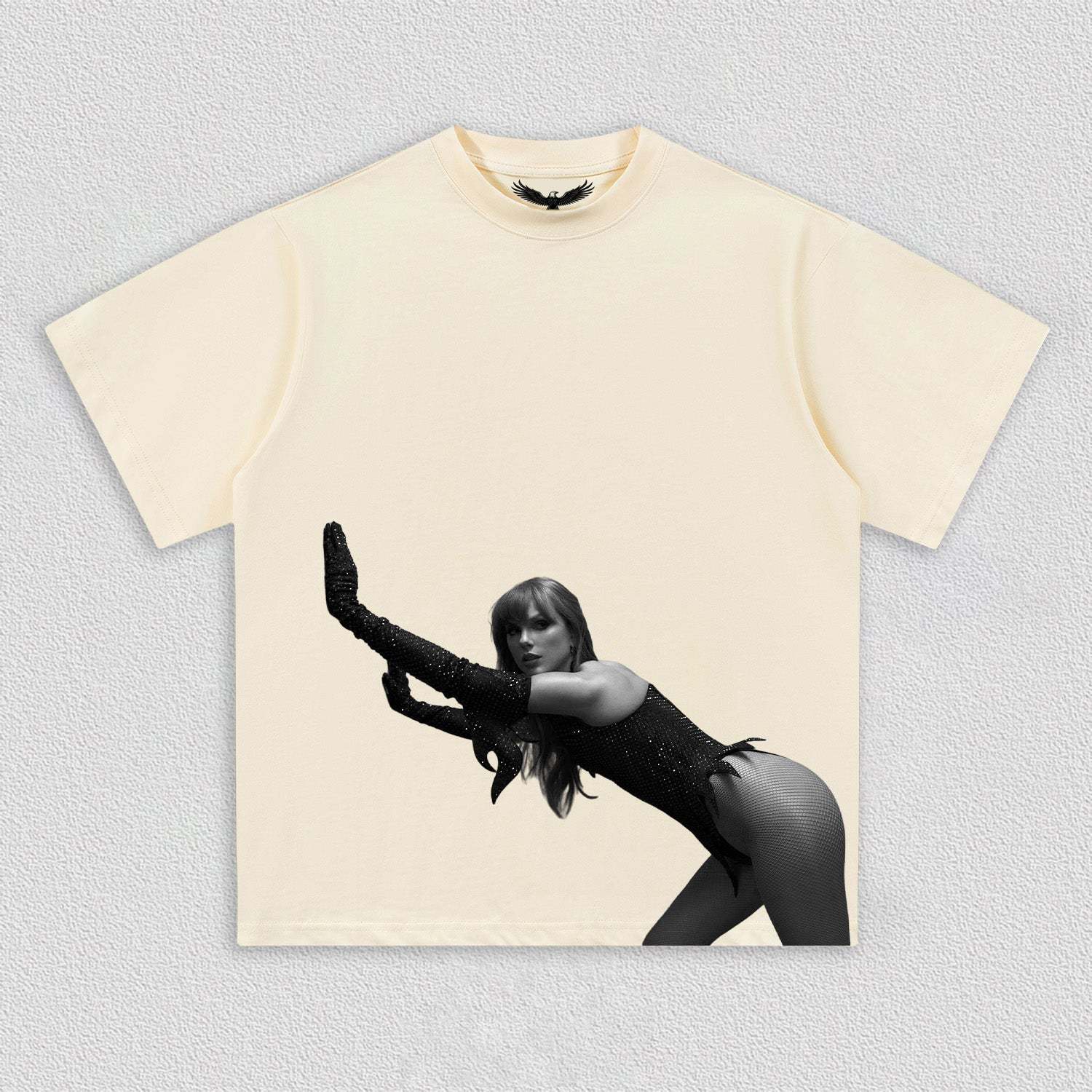 Taylor swift TEE 8.18