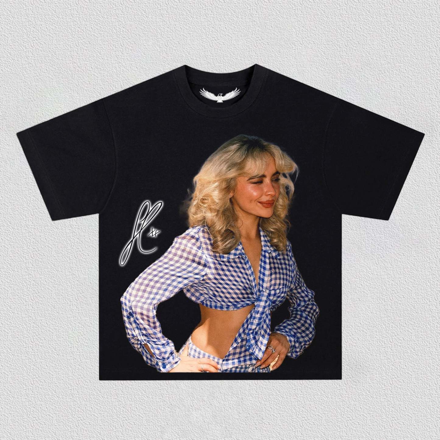 Sabrina Carpenter 2025-6.6-sign