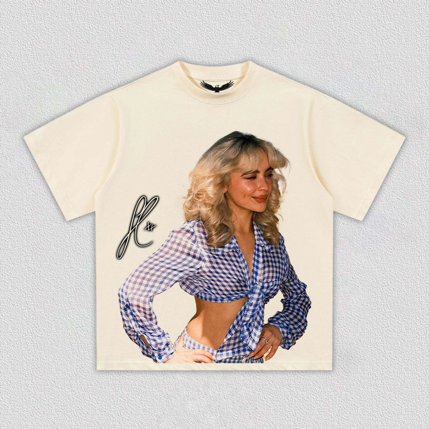 Sabrina Carpenter 2025-6.6-sign