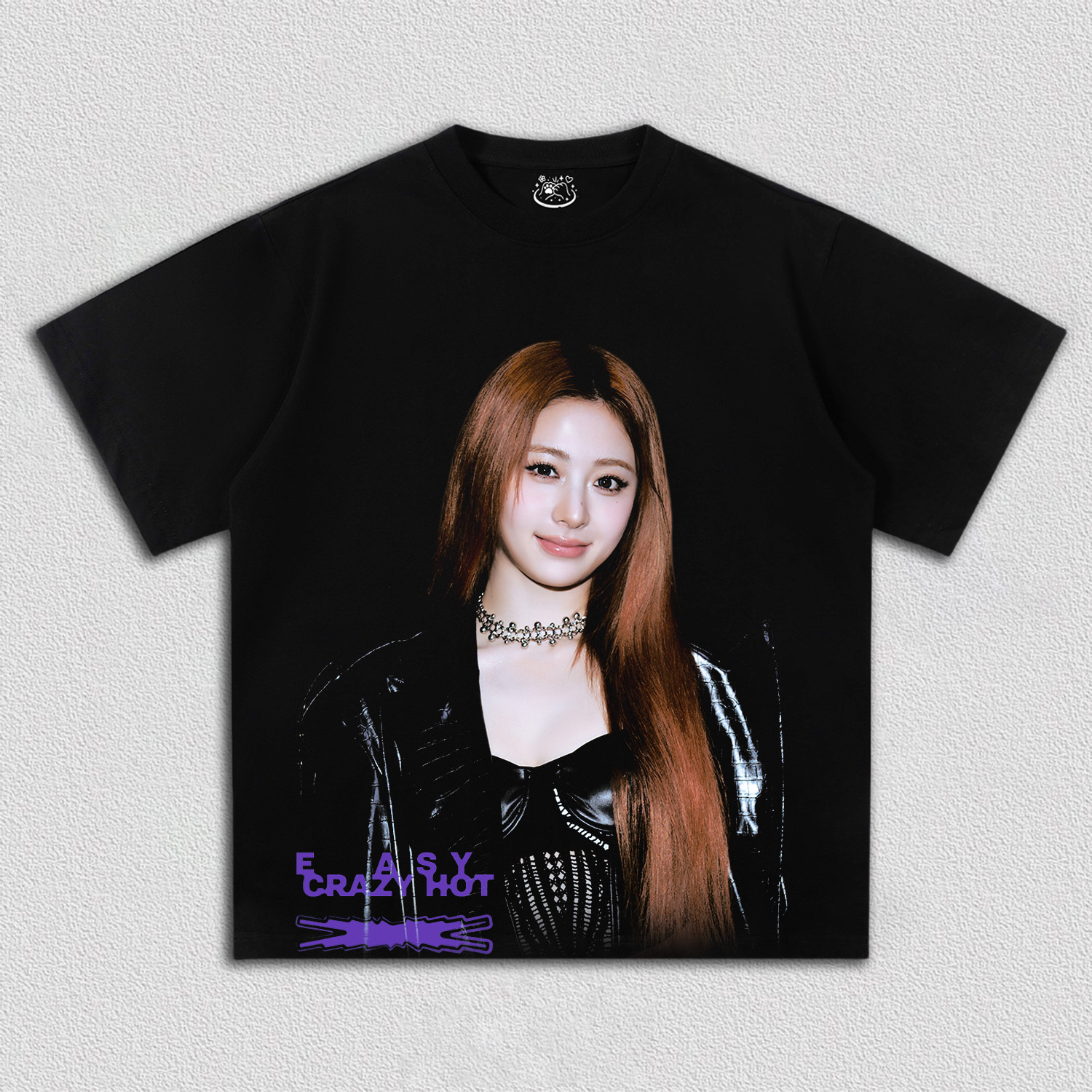 EASY CRAZY HOT Yunjin Tee