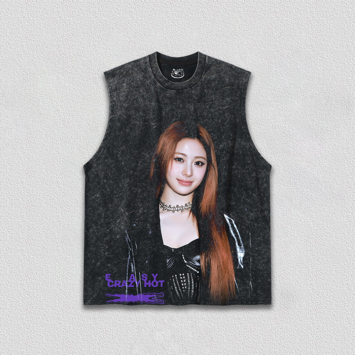 EASY CRAZY HOT Yunjin Tee