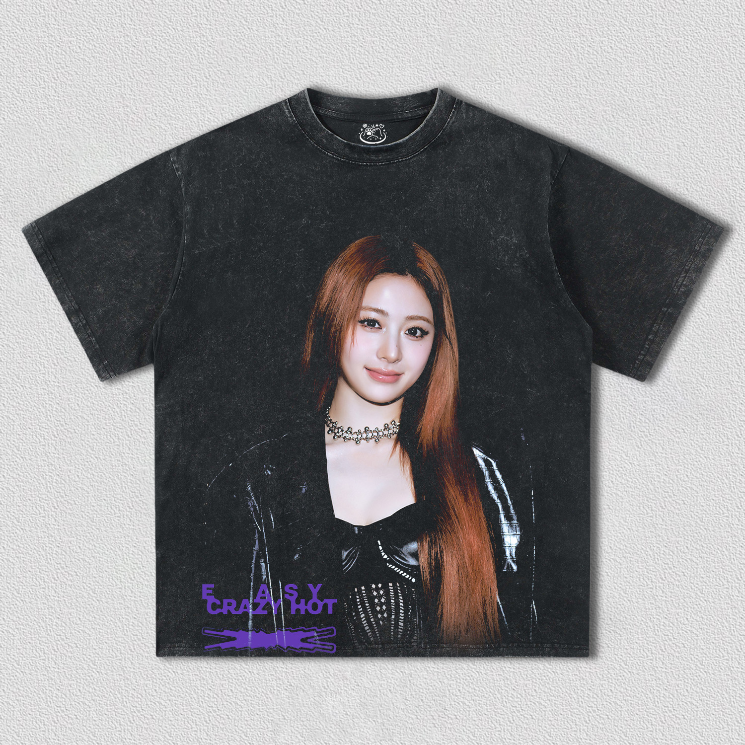 EASY CRAZY HOT Yunjin Tee