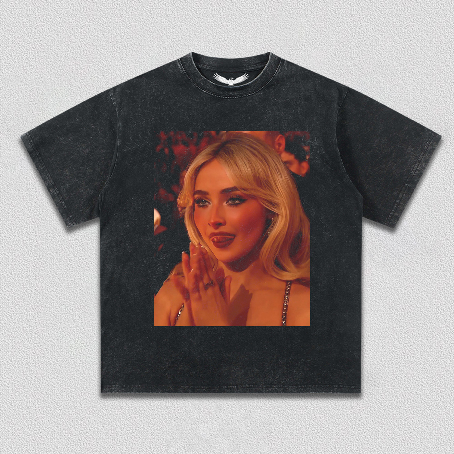Sabrina carpenter grammy tee