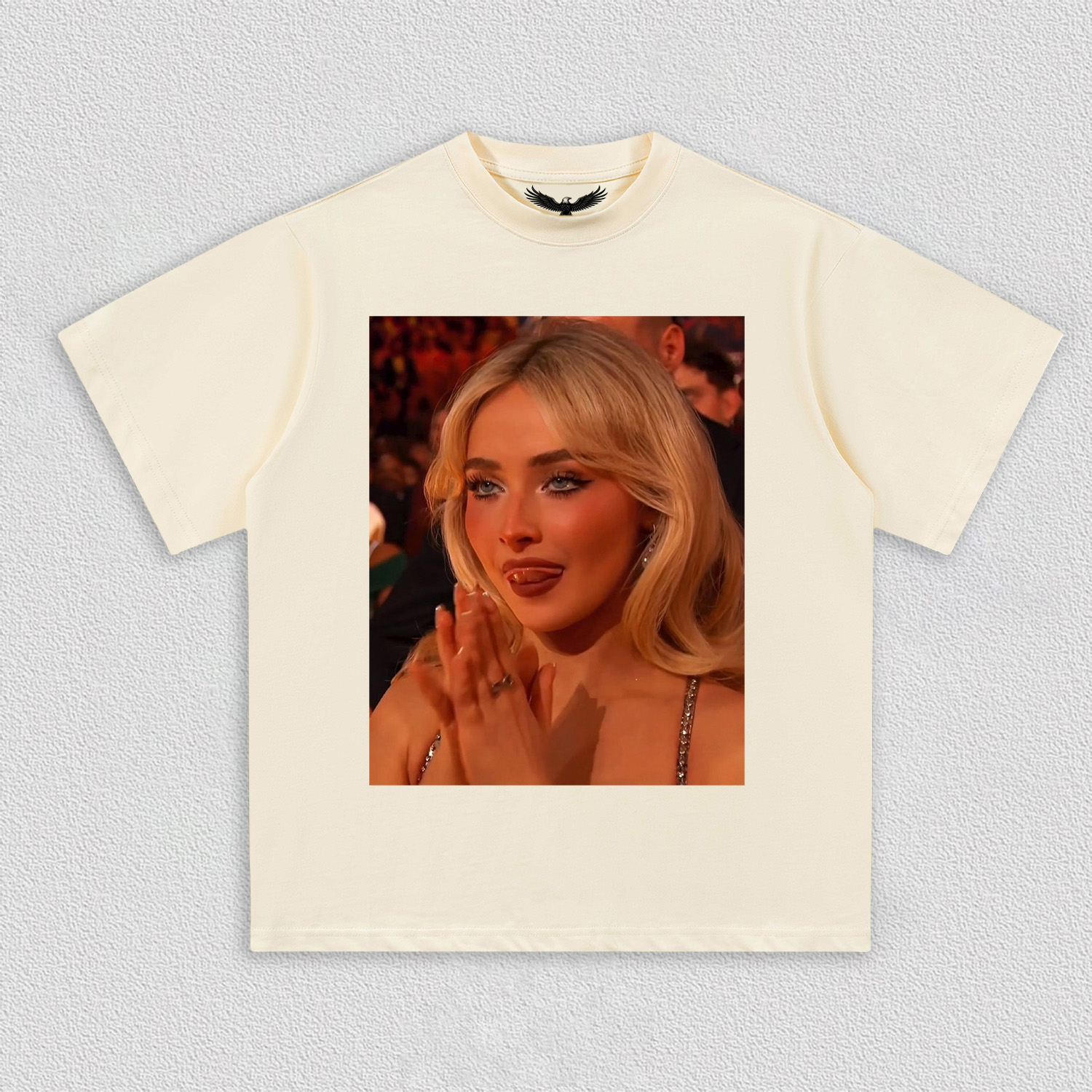 Sabrina carpenter grammy tee