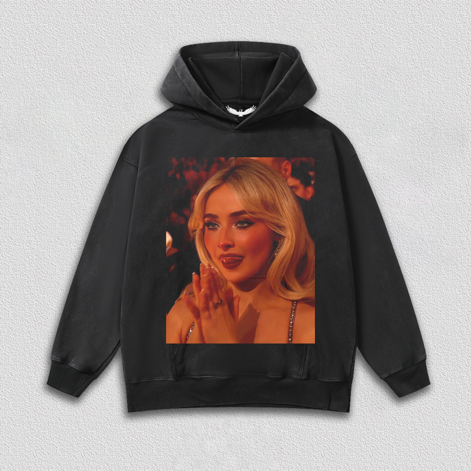Sabrina carpenter grammy tee