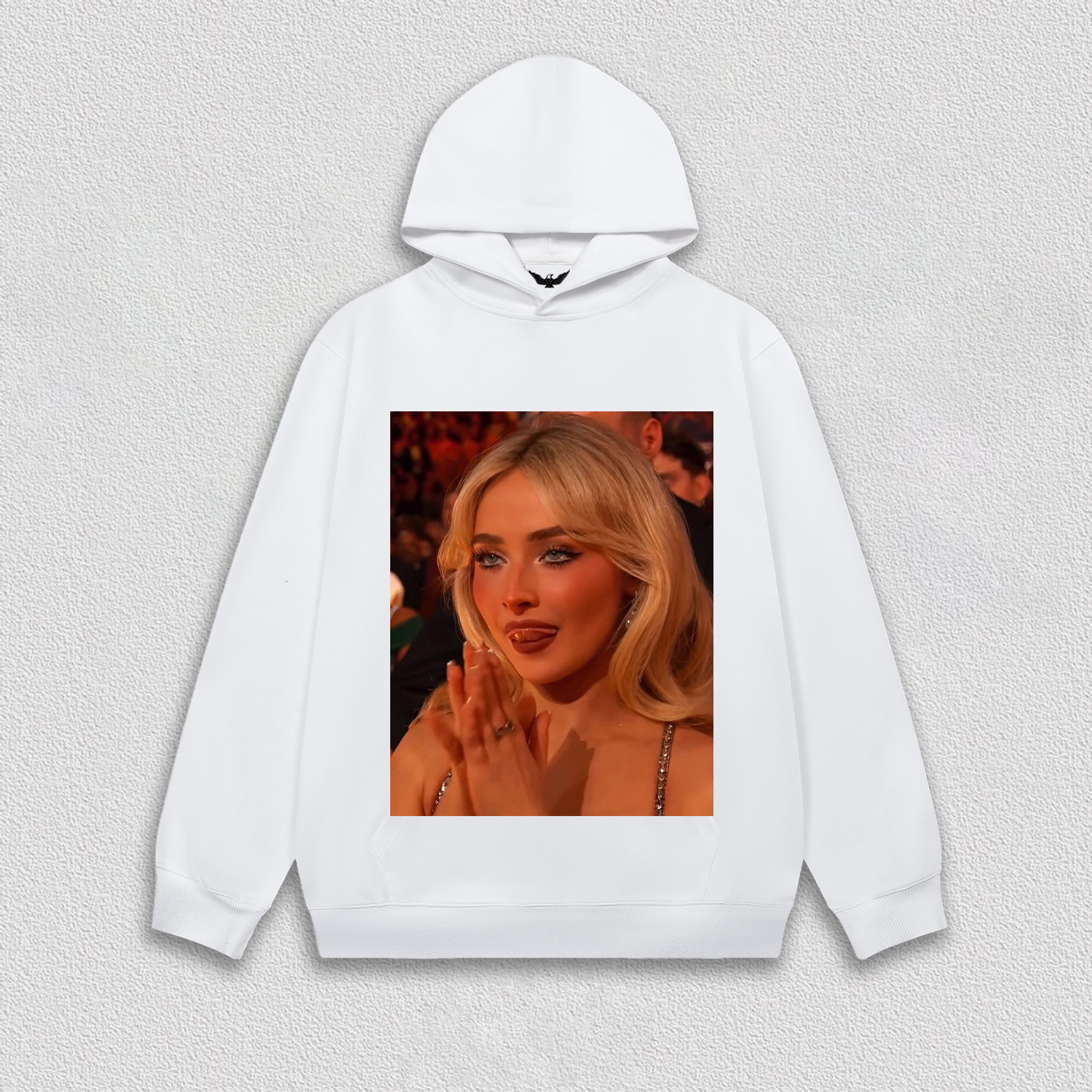 Sabrina carpenter grammy tee