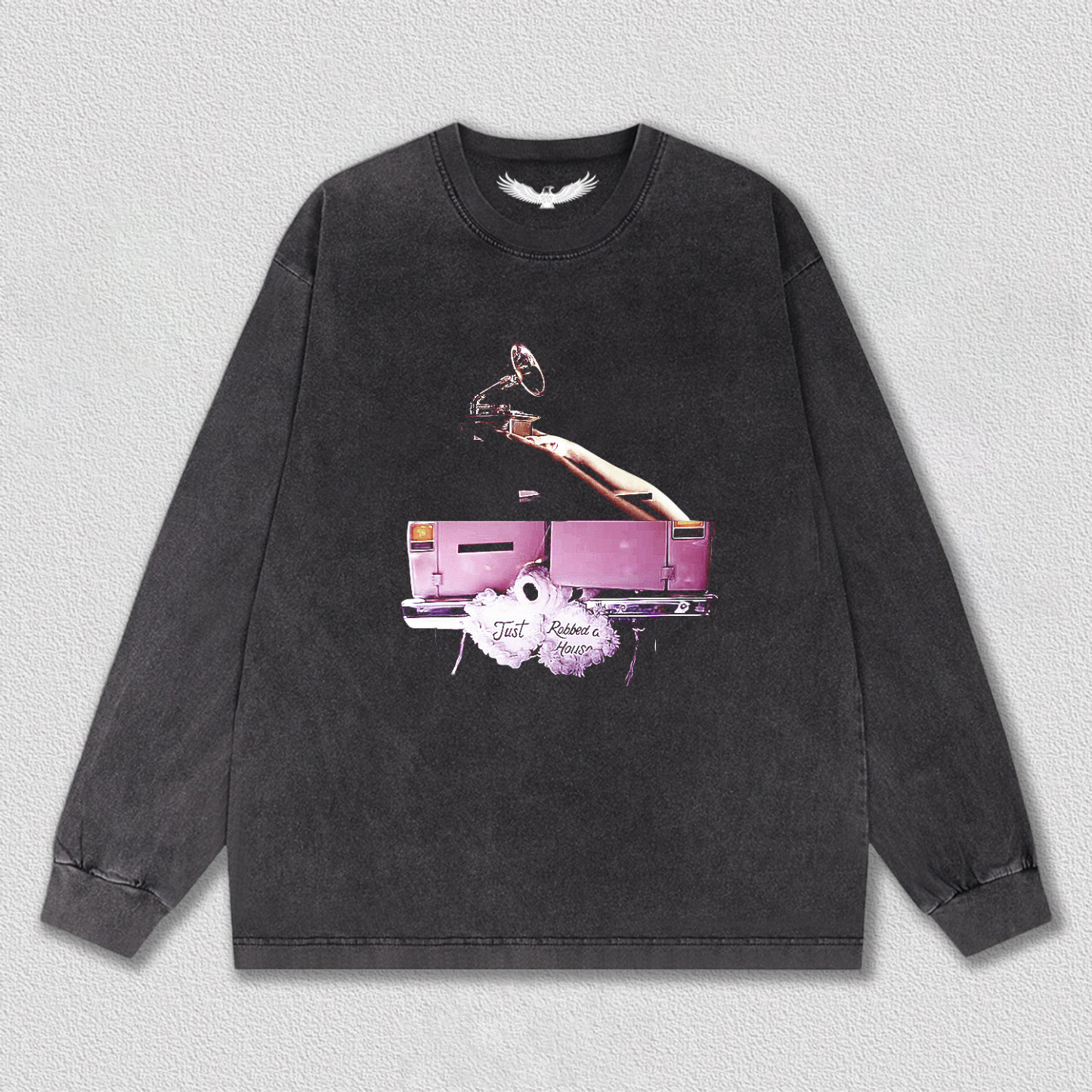 Sabrina Carpenter Just Robbed a House TEE