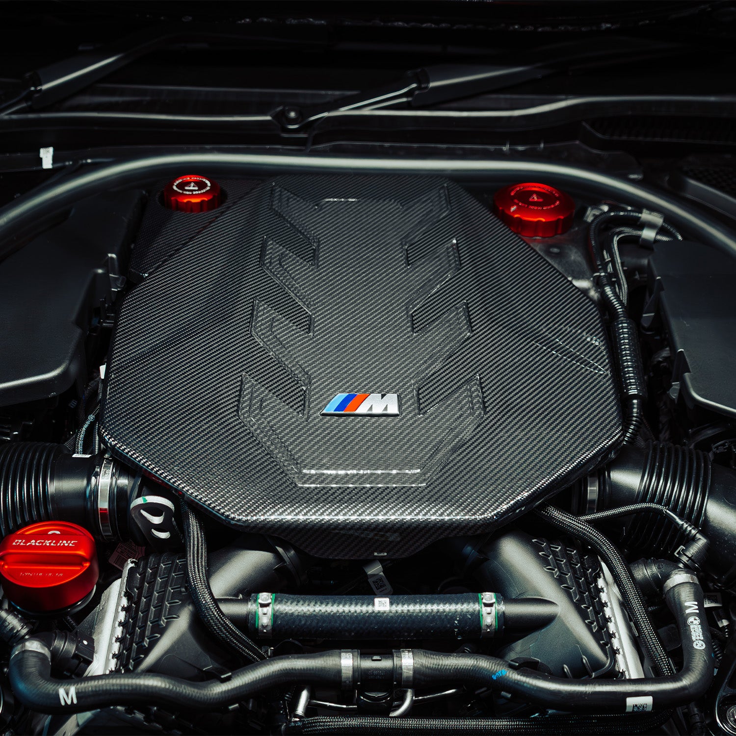BMW G90 & G99 M5 S63 Gloss Carbon Fibre Engine Cover-CCO