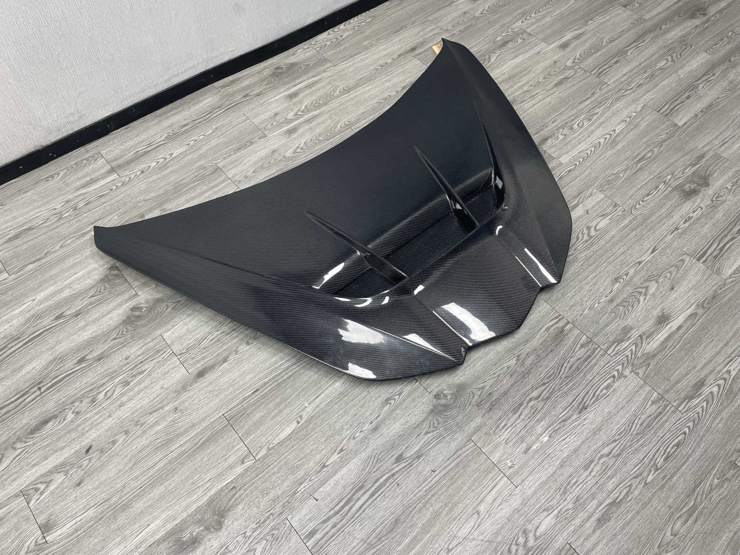 Carbon Fiber Hood For Chevrolet Corvette C8 Z06 Upgrade ZR1 Style Engine Hood/Bonnet