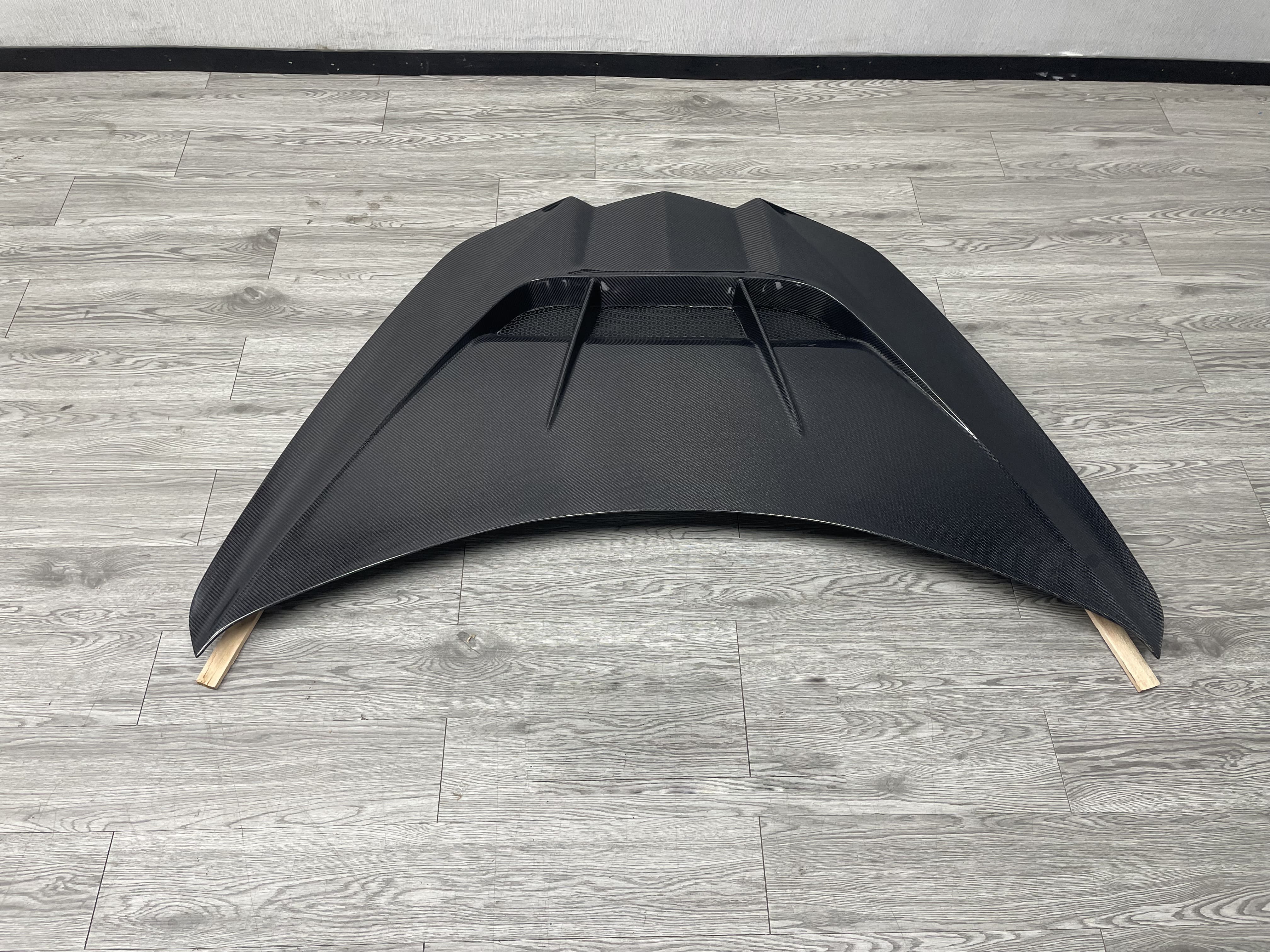Carbon Fiber Hood For Chevrolet Corvette C8 Z06 Upgrade ZR1 Style Engine Hood/Bonnet