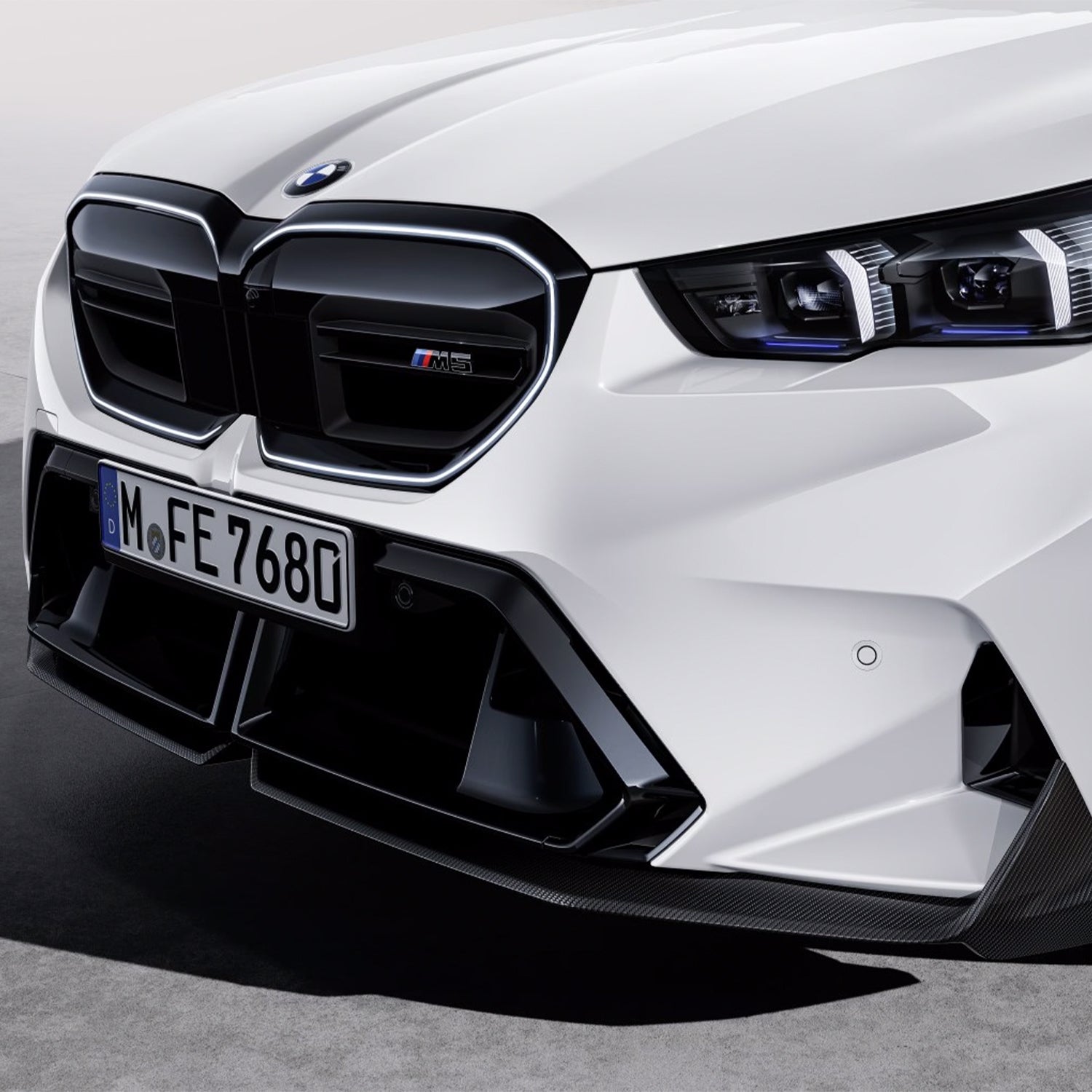 Genuine BMW G90 & G99 M5 M Performance Front Splitter In Gloss Carbon Fibre-CCO