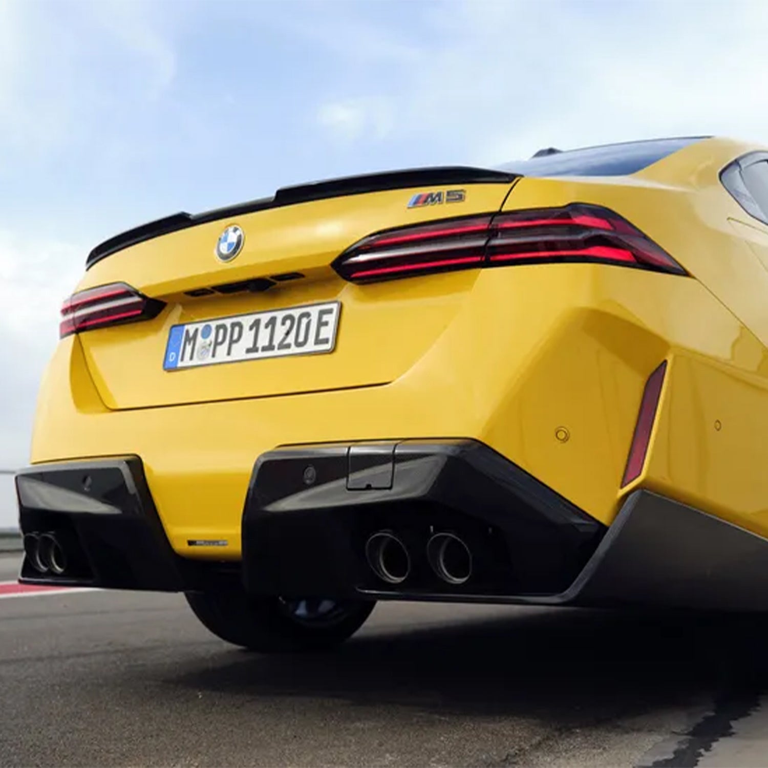 Genuine BMW G90 & G99 M5 M Performance Rear Diffuser In Gloss Carbon Fibre-CCO