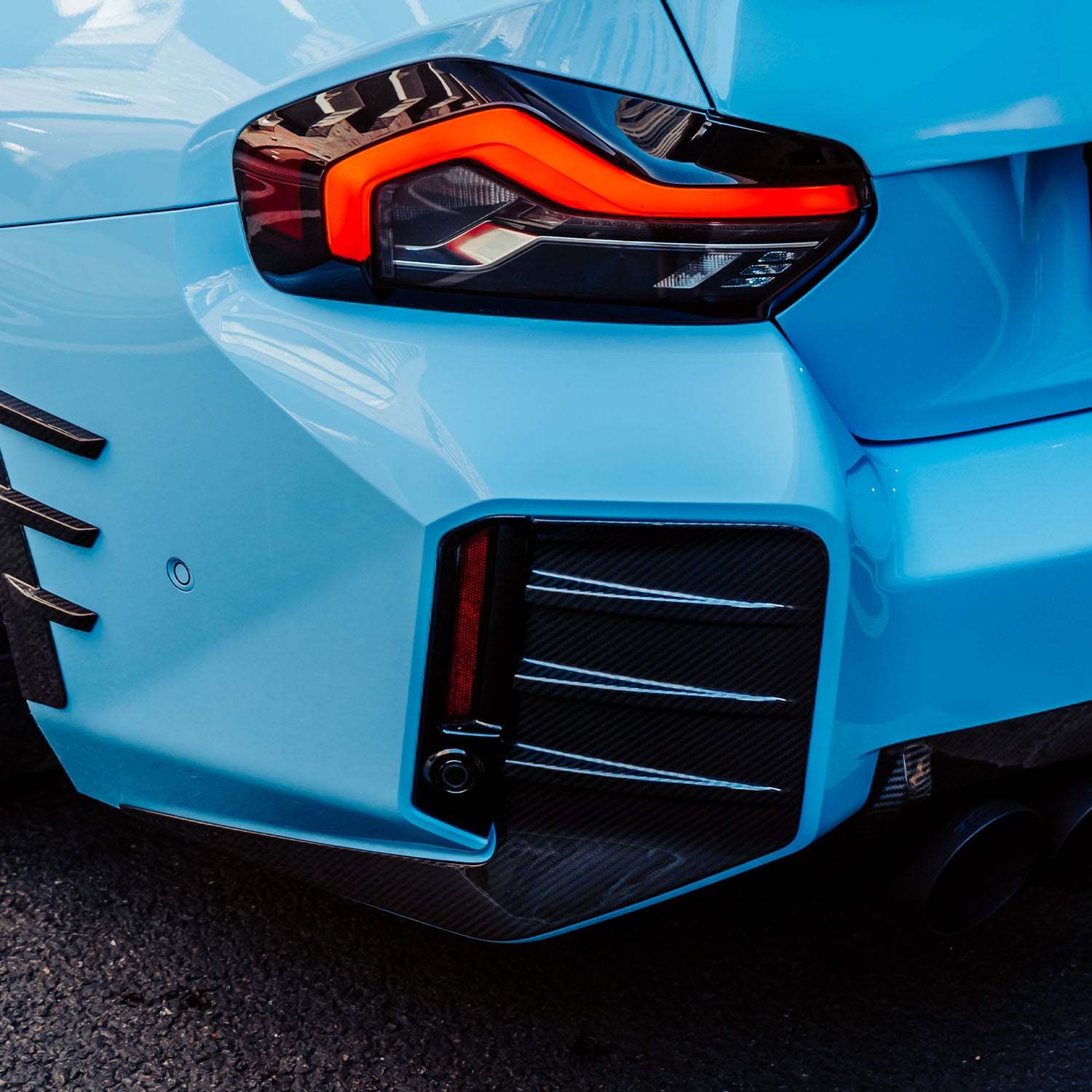 MHC+ BMW M2 G87 Performance Style Rear Rear Bumper Inserts In Pre Preg Gloss Carbon Fibre (G87)-CCO