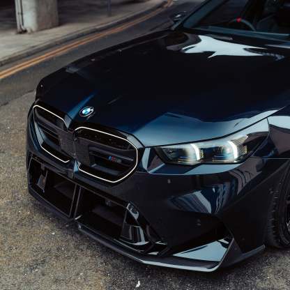MHC+ BMW G90 & G99 M5 Performance Style Front Splitter In Pre Preg Carbon Fibre-CCO