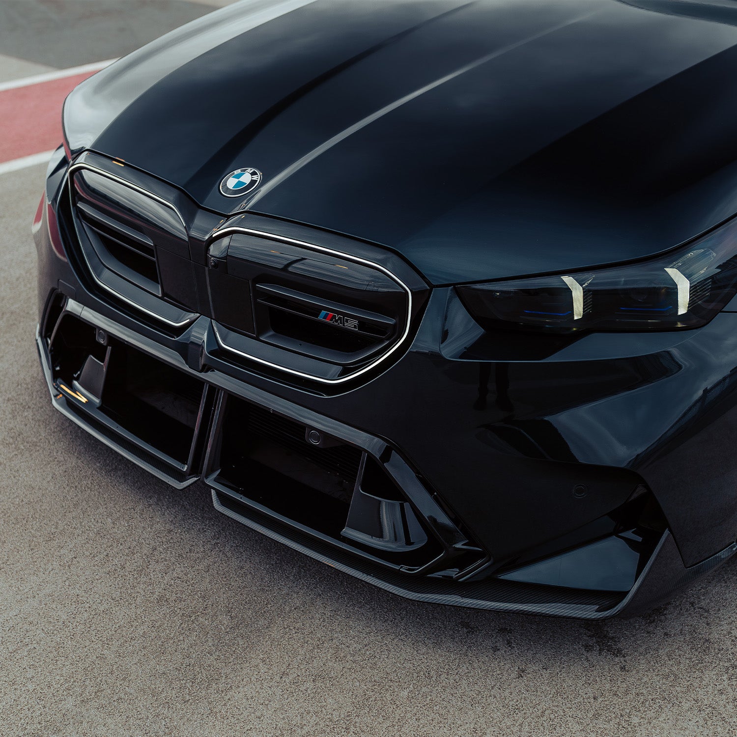 MHC+ BMW G90 & G99 M5 Performance Style Front Splitter In Pre Preg Carbon Fibre-CCO