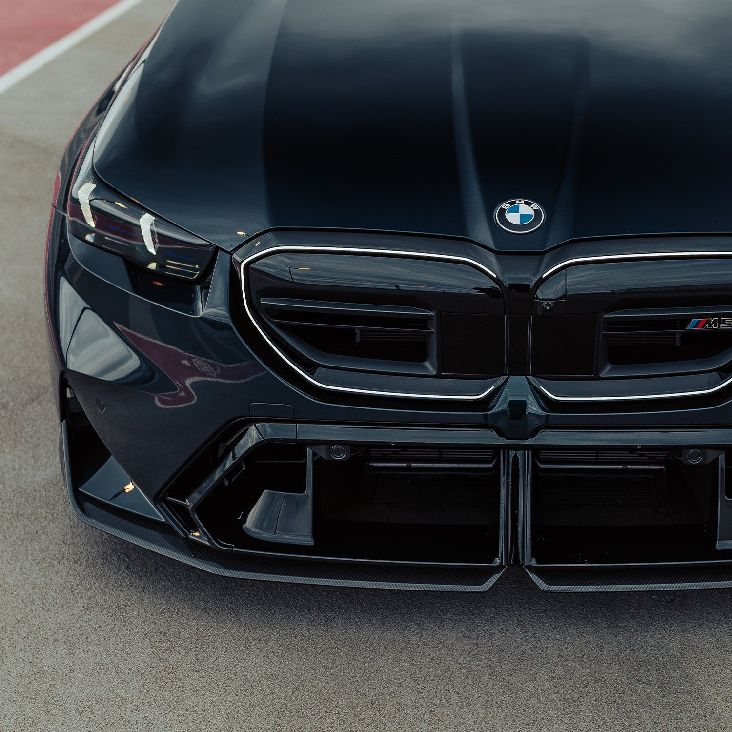 MHC+ BMW G90 & G99 M5 Performance Style Front Splitter In Pre Preg Carbon Fibre-CCO