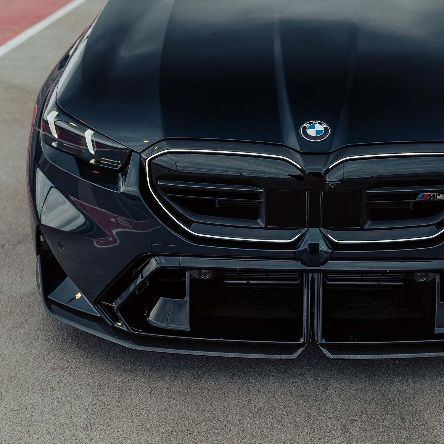 MHC+ BMW G90 & G99 M5 Performance Style Front Splitter In Pre Preg Carbon Fibre-CCO