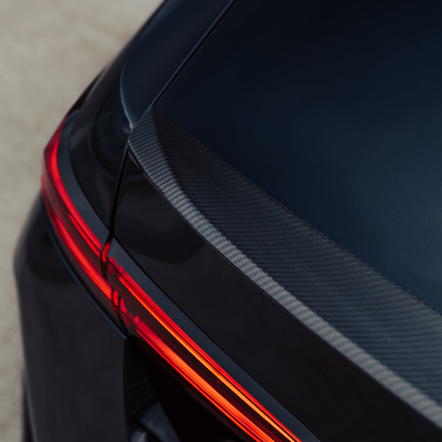 MHC+ BMW G90 M5 Performance Style Rear Spoiler In Pre Preg Carbon Fibre-CCO