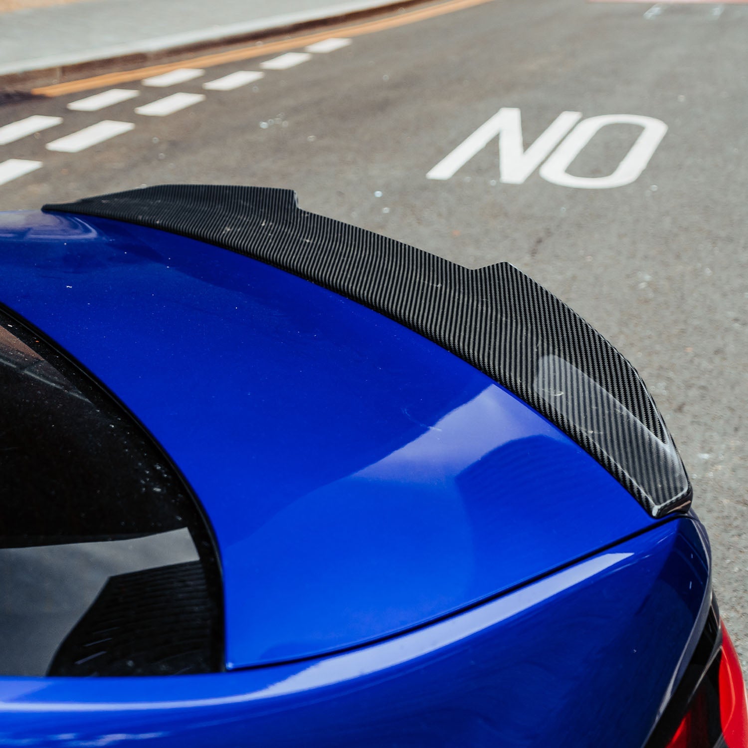MHC+ BMW M5/5 Series Ducktail Style Rear Spoiler In Pre Preg Carbon Fibre (F90/G30)-CCO