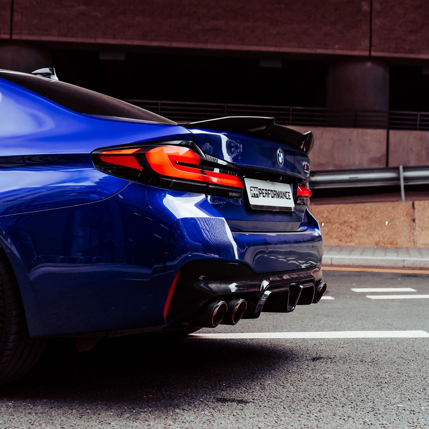 MHC+ BMW M5 LCI CS Style Rear Diffuser In Pre Preg Gloss Carbon Fibre (F90)-CCO