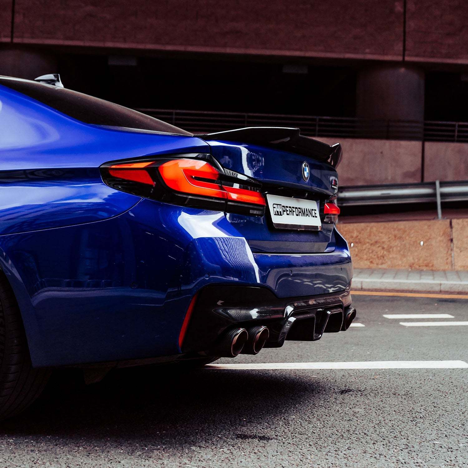 MHC+ BMW M5 LCI CS Style Rear Diffuser In Pre Preg Gloss Carbon Fibre (F90)-CCO