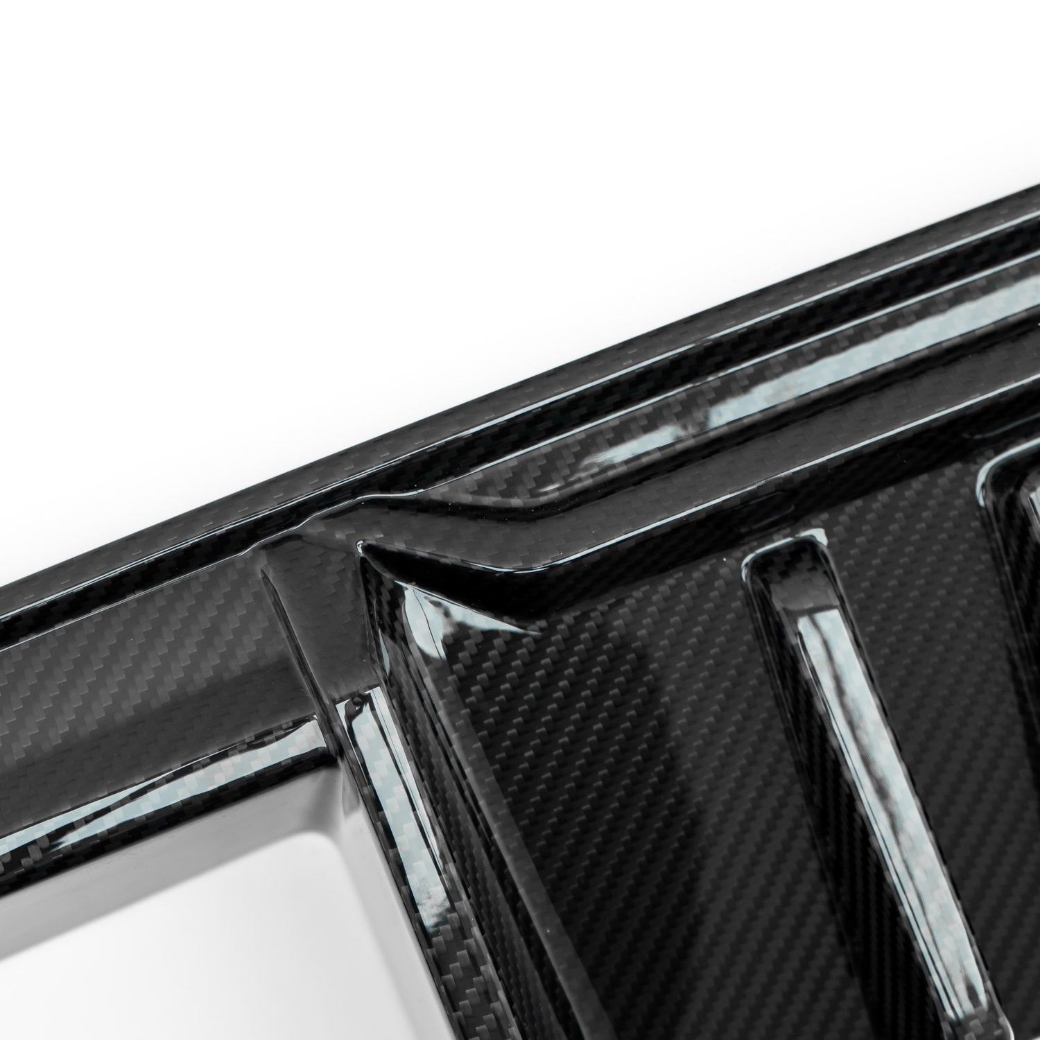 MHC+ BMW M3/M4 DF1 LED Rear Diffuser In Gloss Pre Preg Carbon Fibre (G80/G81/G82/G83)-CCO