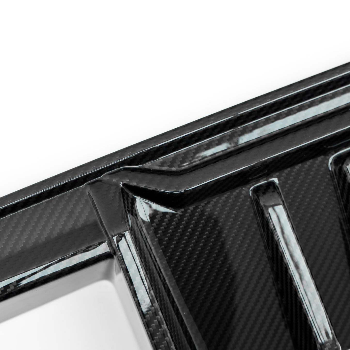 MHC+ BMW M3/M4 DF1 LED Rear Diffuser In Gloss Pre Preg Carbon Fibre (G80/G81/G82/G83)-CCO