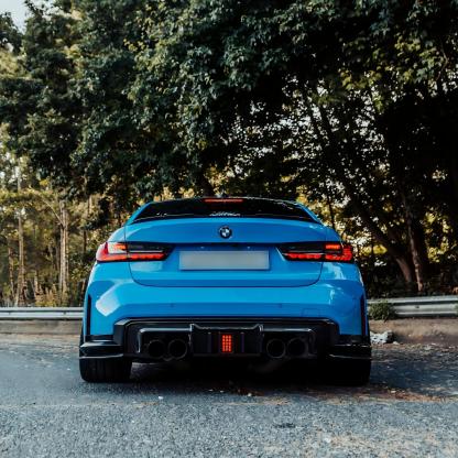 MHC+ BMW M3/M4 DF1 LED Rear Diffuser In Gloss Pre Preg Carbon Fibre (G80/G81/G82/G83)-CCO