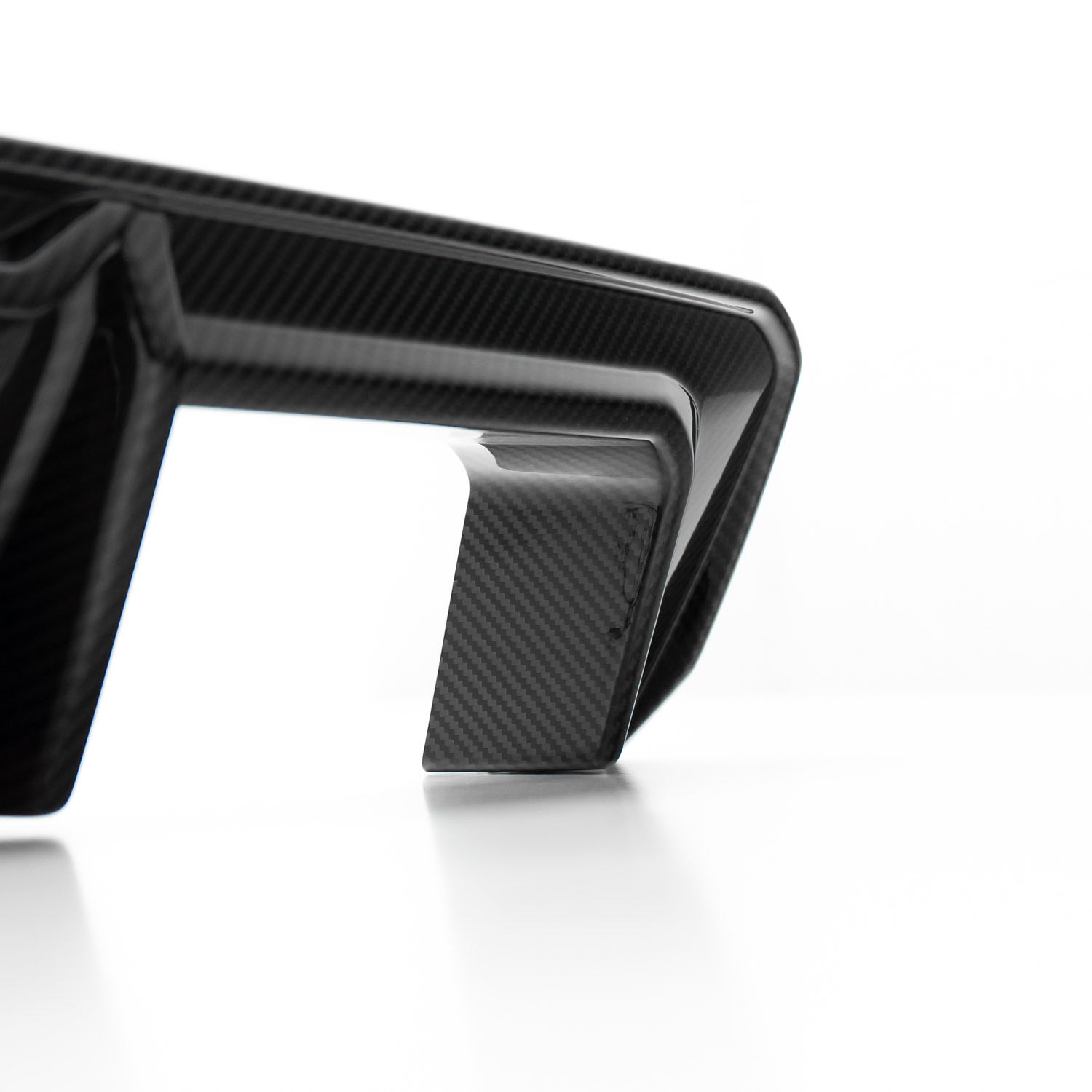 MHC+ BMW M3/M4 DF1 LED Rear Diffuser In Gloss Pre Preg Carbon Fibre (G80/G81/G82/G83)-CCO