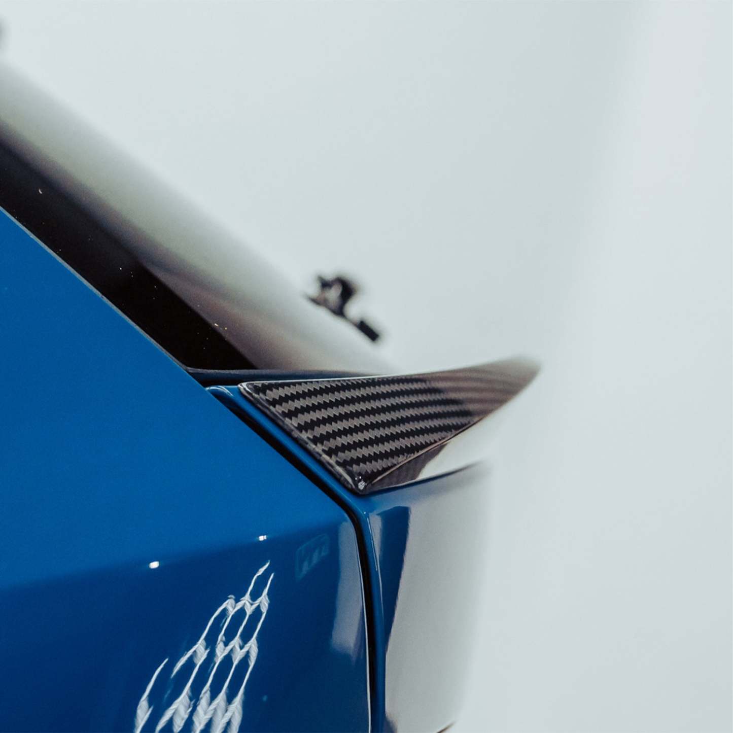 SooQoo BMW G81 M3 Touring Lower Trunk Spoiler In Gloss Pre Preg Carbon Fibre (2023+)-CCO