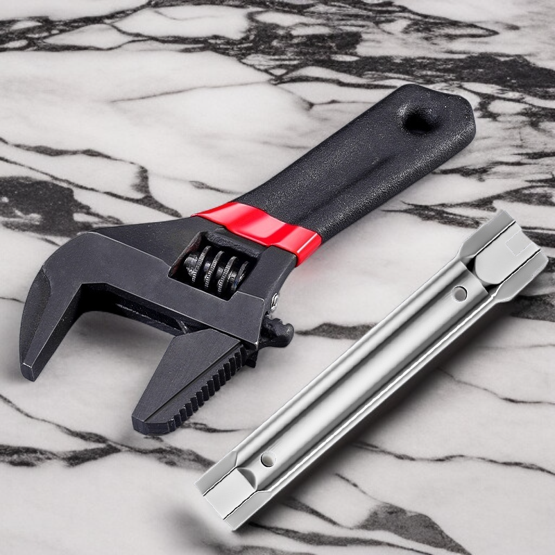 Pipe work multifunction short handle wrench