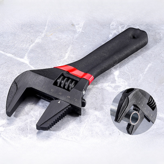 Pipe work multifunction short handle wrench