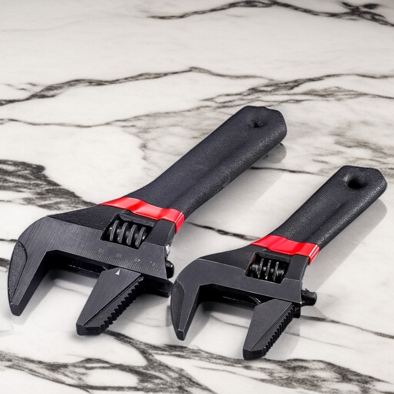 Pipe work multifunction short handle wrench
