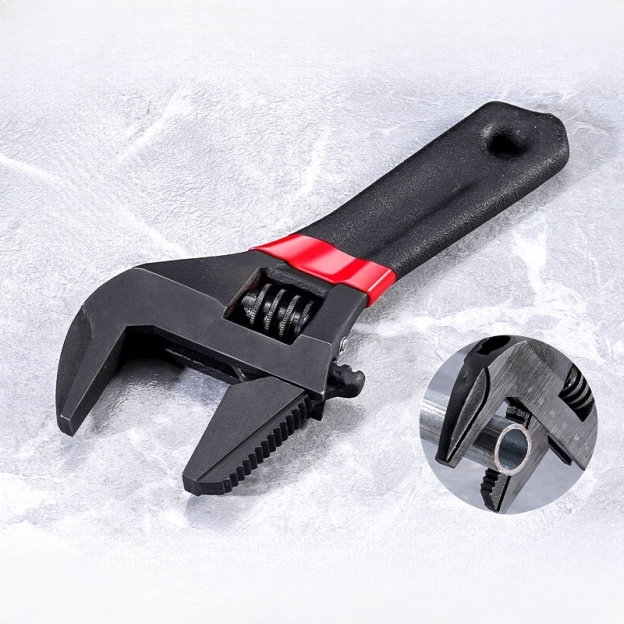 Pipe work multifunction short handle wrench
