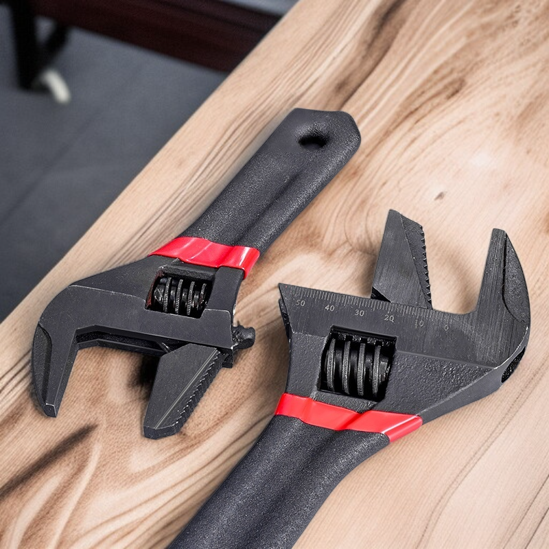 Pipe work multifunction short handle wrench