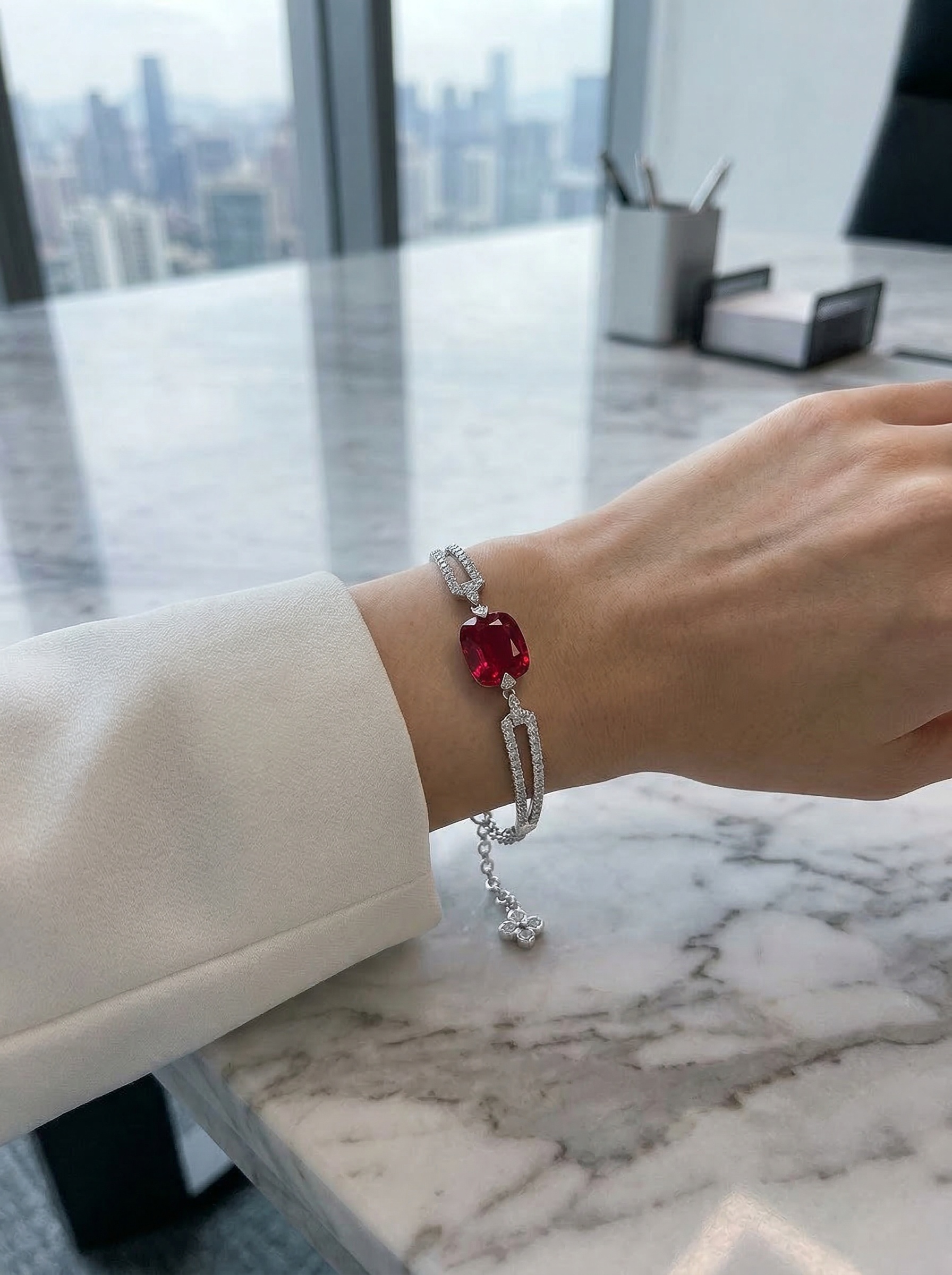 High-purity natural brilliant ruby luxury bracelet - 6.8 carats 20CM 