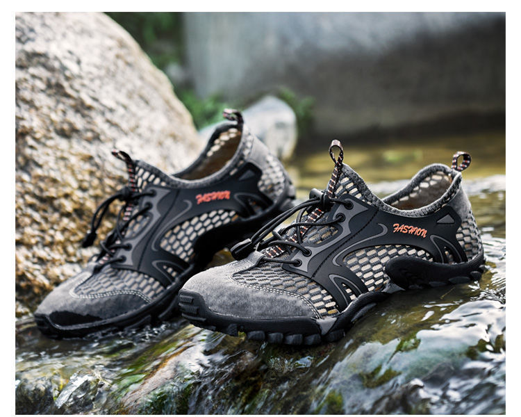 Men's Breathable Mesh Casual Light Outdoor Hiking Shoes