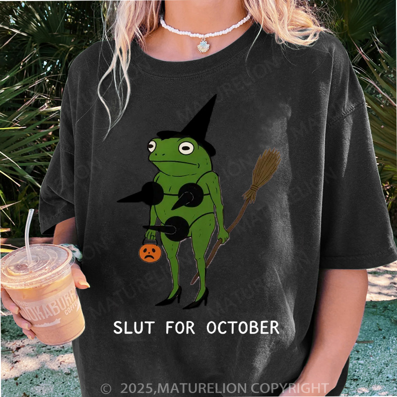 Maturelion Women's T-shirt Slut For October DTG Washed T-shirt