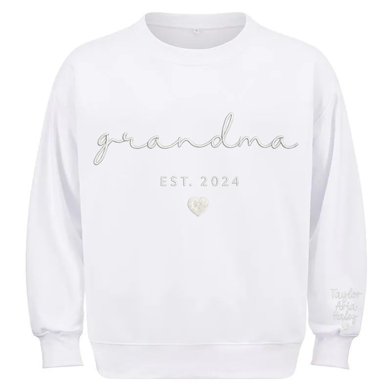 Maturelion Custom Grandma Sweatshirt With Grandkids Names On Sleeve Cotton Sweatshirt